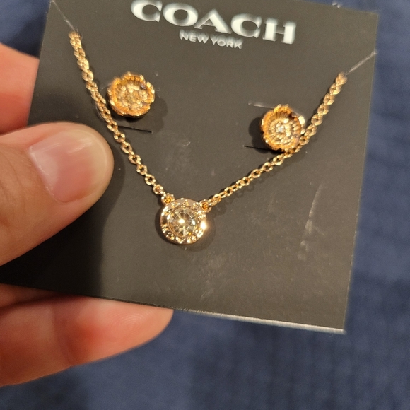 Coach open circle necklace and Tea Rose Stud Earrings - Picture 6 of 10